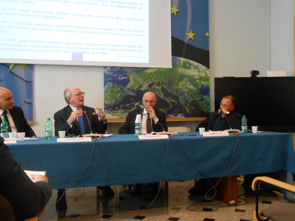 Eurobarometro: italiani scettici verso l’Unione europea