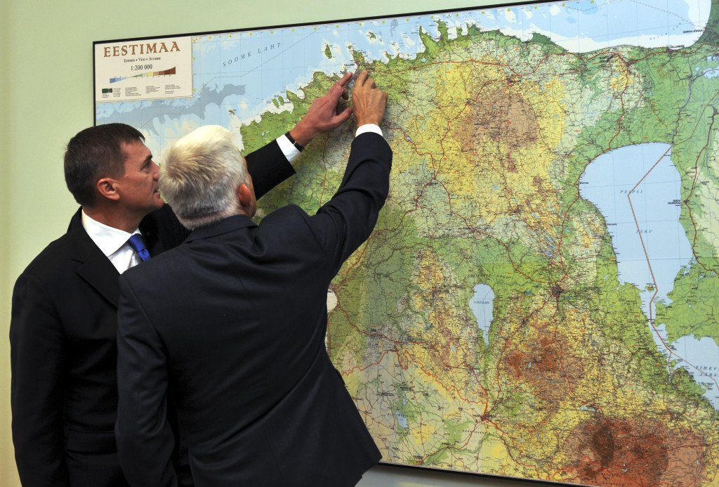 Estonia annuncia progetto barriera lungo il confine con la Russia di 110 km