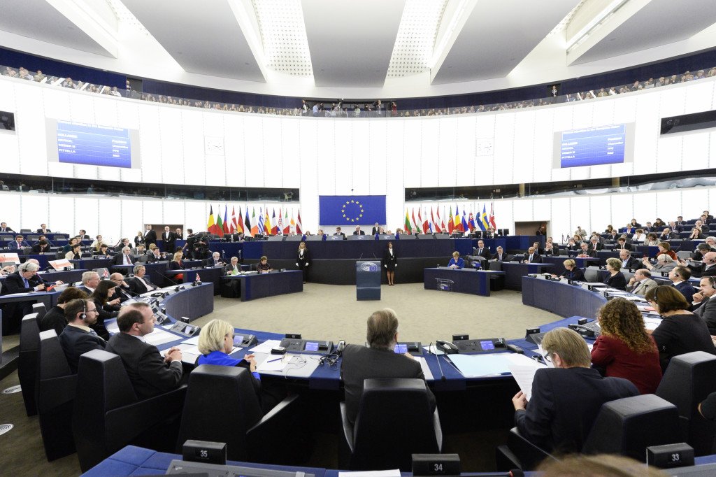 Chancellor of Germany and President of the Republic of France jointly address the European Parliament's plenary session in Strasbourg.