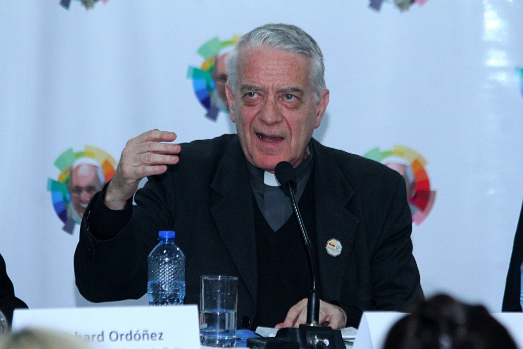 RUEDA_DE_PRENSA_VISITA_PAPAL_(19296357378)