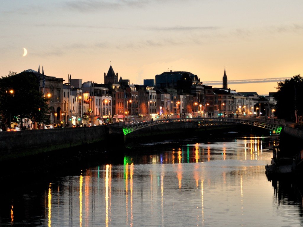 Liffey_Bridge_-_Dublino