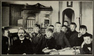 Review_of_reviews_and_world's_work_(1890)_(14784362802)