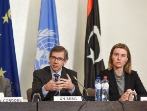 Bernardino León, inviato speciale delle Nazioni Unite in Libia, e Federica Mogherini