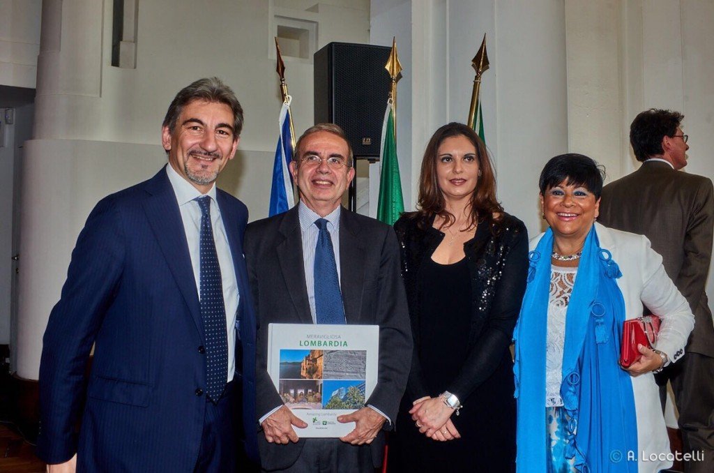 A Bruxelles si festeggia la regione Lombardia