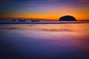 tramonto a Katha beach
