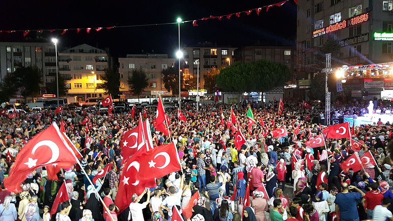 Manifestanti a Istanbul