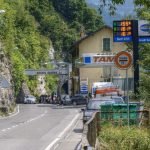 In Ticino vince “Prima i nostri!”, referendum contro i frontalieri italiani