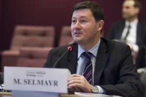 selmayr-300x200