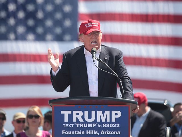 Donald-Trump_Skidmore_5-640x480