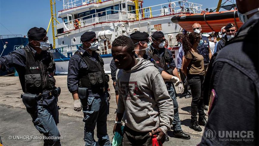 Refugees-Pozzola-Italy-UNHCR_Fabio-Bucciarelli_2015_RF112918_H5A5008