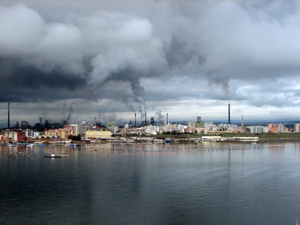 ILVA_-_Unità_produttiva_di_Taranto_-_Italy_-_25_Dec._2007
