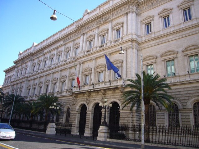 Monti_-_via_Nazionale_Palazzo_Koch_1000117-640x480