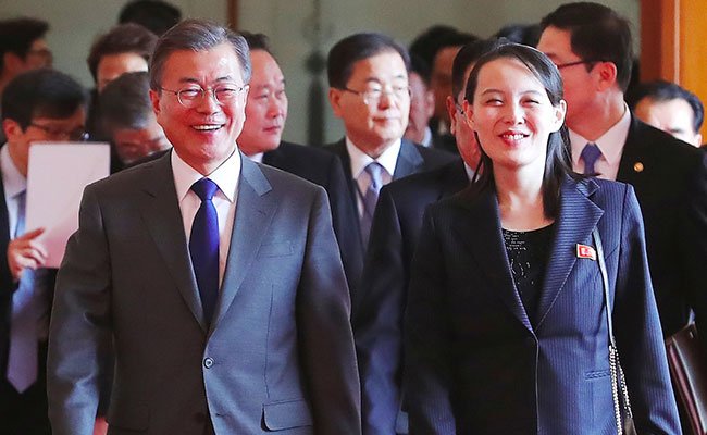 moon-jae-in-kim-yo-jong-afp_650x400_61518251236