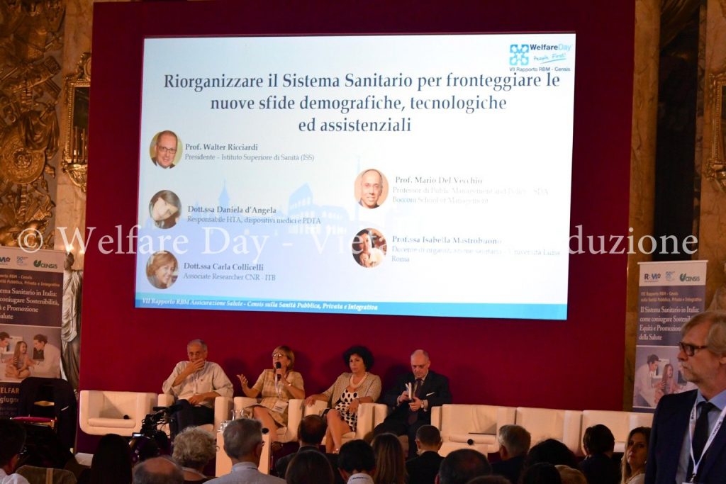 Decolla la sanità privata con record di debiti per le famiglie