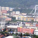 Crolla ponte Morandi a Genova, paura in diretta