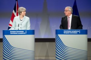 Jean-Claude Juncker, Theresa May