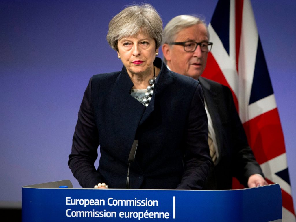 theresa-may-brexit Irland