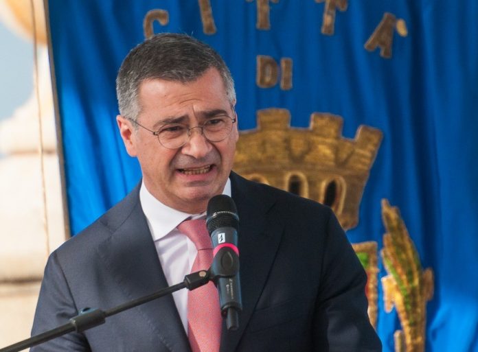 FOTO PRESIDENTE CISE (7)