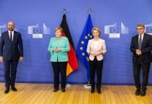 Merkel: «Per superare la crisi serve la democrazia europea»