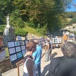 Sant’Anna di Stazzema a 76 anni dall’eccidio presenta la mostra “I Colori per la Pace” Colors for Peace