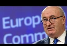 Il commissario al commercio Ue Hogan si dimette