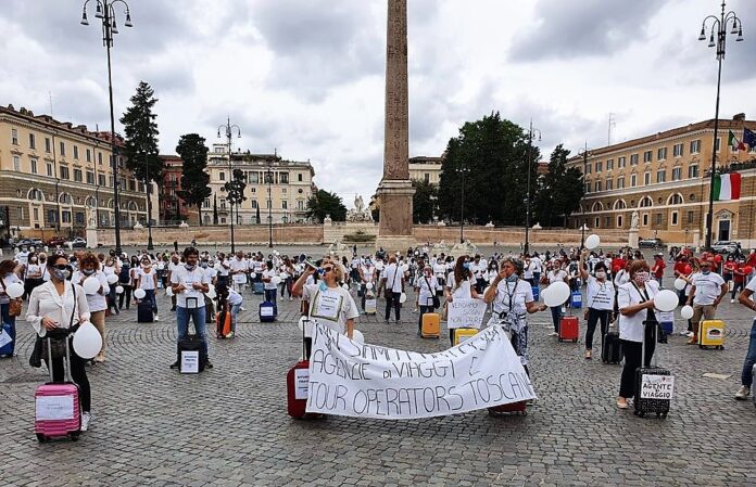 Manifestazione piazza del popolo