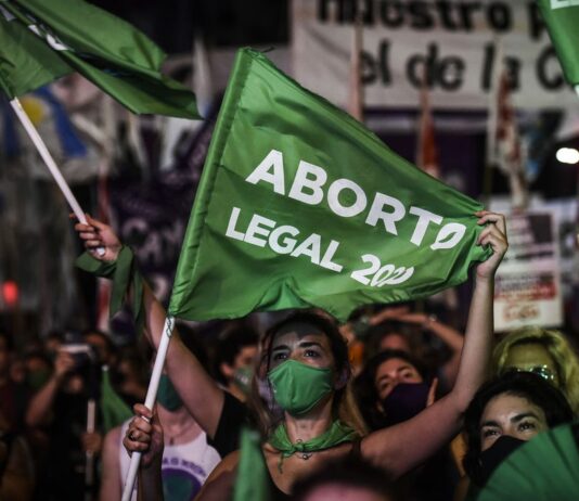 In Argentina approvata la “legge dei mille giorni”