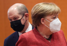 Elezioni tedesche. Merkel rimette la palla al centro