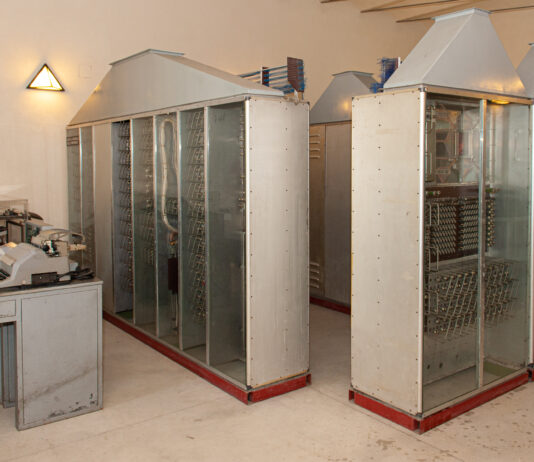 Il padre dell’odierno computer nasceva 60 anni fa computer