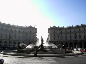 piazza esedra