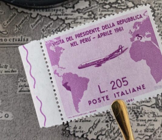 Gronchi Rosa, il francobollo che quasi causò un incidente diplomatico Gronchi Rosa