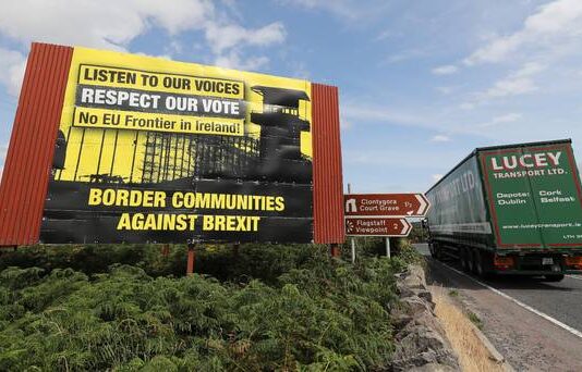 Irlanda del Nord incagliata tra Europa e Regno Unito Irlanda del Nord