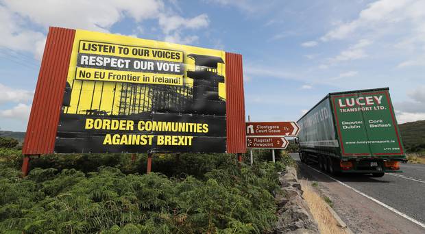 una-frontiera-tra-le-due-irlande Irlanda del Nord