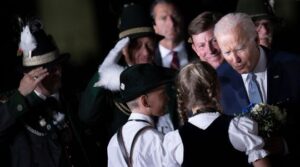 G7