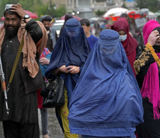 Afghanistan, donne: “soffocante repressione” donne