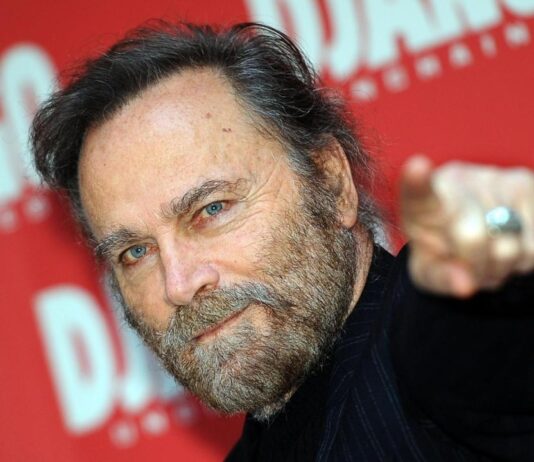“Django e gli altri”: Franco Nero, un libro per mano di Lorenzo De Luca Franco Nero