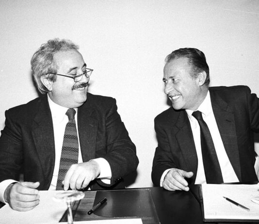 “L’agenda rossa di Paolo Borsellino”, il libro L'agenda rossa di Paolo Borsellino