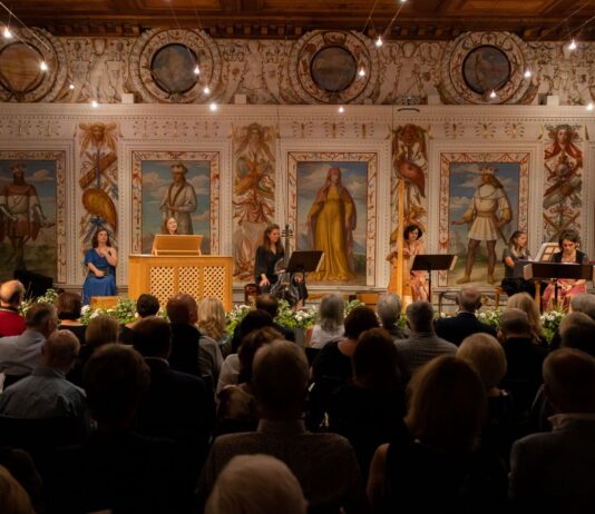 Il ruolo delle donne musiciste nelle corti rinascimentali corti
