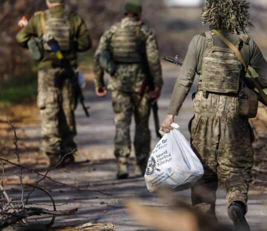 Negoziati russi, altra cortina di fumo dopo il ritiro delle truppe da Kherson Negoziati