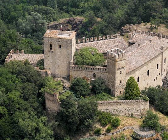 Il castello di Gropparello, storia e magia castello di Gropparello
