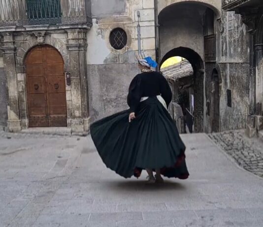 La sposa in nero sui tratturi della Storia Scanno