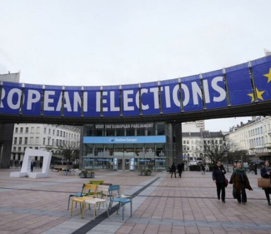 La nuova Europa sarà decisa dai prossimi gruppi parlamentari Gruppi parlamentari