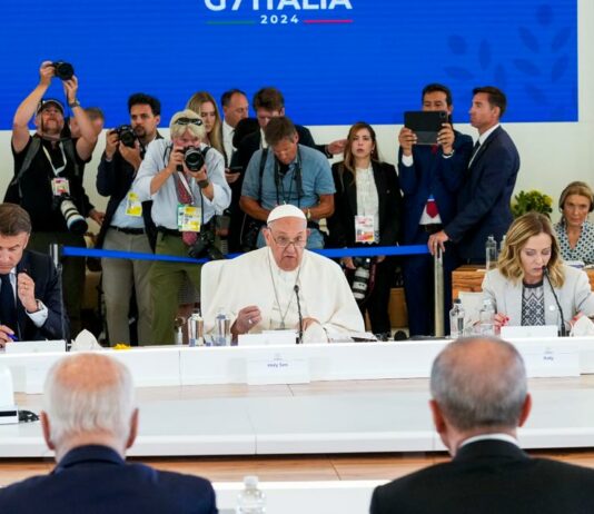La prima volta di un Pontefice al G7 G7