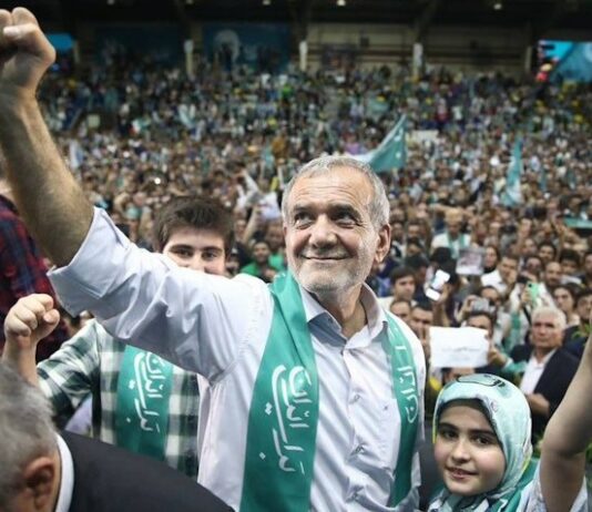 Iran, Masoud Pezeshkian vince le presidenziali Iran