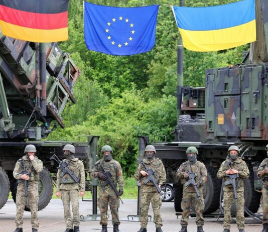 La Germania dimezza la spesa per aiuti militari a Kiev Germania