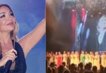 Despina Vandi: un insulto cantare sullo sfondo del poster di Atatürk Vandi