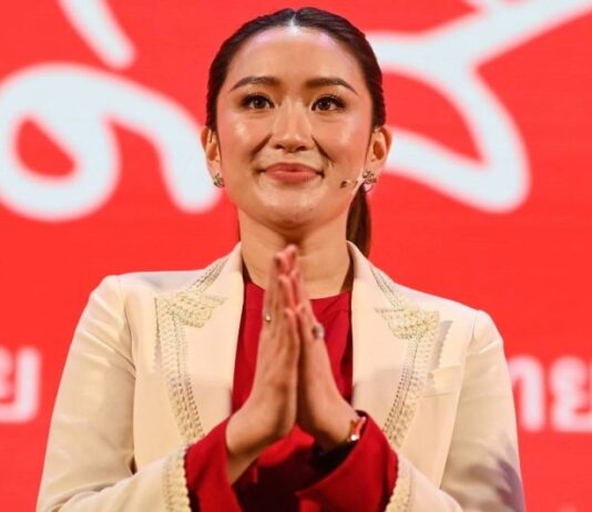 Thailandia, figlia di Shinawatra eletta primo ministro Thailandia