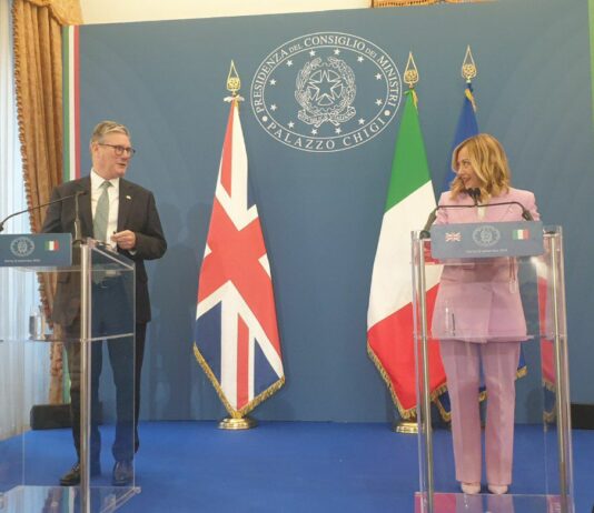 Vertice Meloni-Starmer, relazione strategica decisiva Starmer