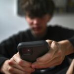 Australia: al via la legge che vieta i social ai minori di 16 anni Social
