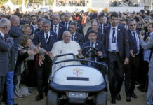 Papa Francesco in Corsica Papa Francesco